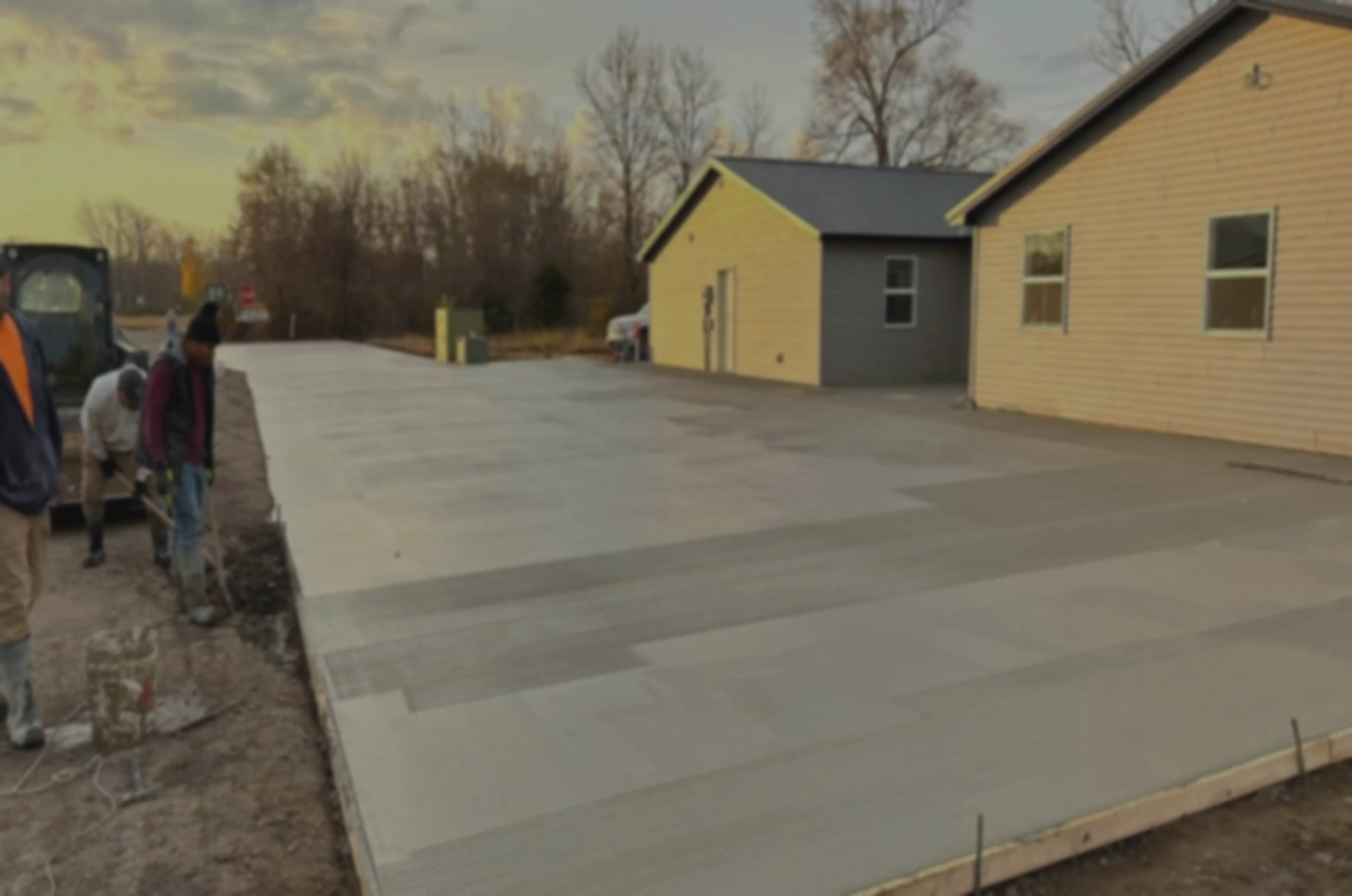 M&Q Transportation background 2